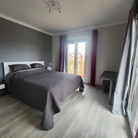 Piso Centrico Amplio-Luminoso Apartment Zarautz Bagian luar foto