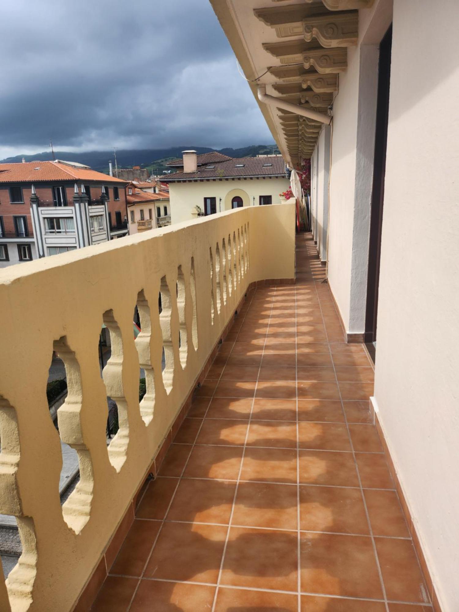 Piso Centrico Amplio-Luminoso Apartment Zarautz Bagian luar foto